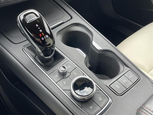 キャデラックXT4 スポーツ 1オナ/キャデラック正規D毎年記録簿/内装ライトウィート/20AW/衝突軽減/BOSEサウンド/ヘッドアップディスプレイ(24枚目)