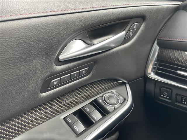 キャデラックXT4 スポーツ 1オナ/キャデラック正規D毎年記録簿/内装ライトウィート/20AW/衝突軽減/BOSEサウンド/ヘッドアップディスプレイ(32枚目)