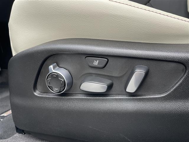 キャデラックXT4 スポーツ 1オナ/キャデラック正規D毎年記録簿/内装ライトウィート/20AW/衝突軽減/BOSEサウンド/ヘッドアップディスプレイ(33枚目)