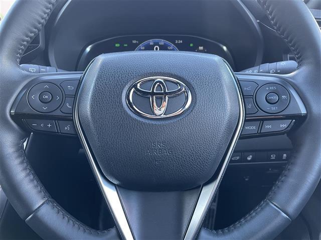 ハリアーハイブリッド Ｚ　レザーパッケージ　１オナ／調光パノラマＲ／モデリスタエアロＧＲＡＮ　ＢＬＡＺＥ　ＳＴＹＬＥ／フロントエアロＬＥＤ付／シグネチャーイルミ／パノラミックビュー／置く充電（20枚目）