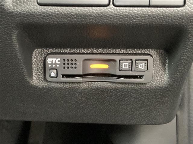 フリードハイブリッド ハイブリッド・クロスターホンダセンシング　☆ワンオーナー☆純正メモリナビ【フルセグ・ＤＶＤ再生可・ＣＤ・Ｂｌｕｅｔｏｏｔｈ】☆バックカメラ☆ビルトインＥＴＣ☆両側パワースライドドア☆ホンダセンシング【衝突軽減ブレーキ・前後誤発進（2枚目）