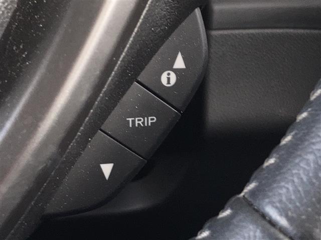 フリードハイブリッド ハイブリッド・クロスターホンダセンシング　☆ワンオーナー☆純正メモリナビ【フルセグ・ＤＶＤ再生可・ＣＤ・Ｂｌｕｅｔｏｏｔｈ】☆バックカメラ☆ビルトインＥＴＣ☆両側パワースライドドア☆ホンダセンシング【衝突軽減ブレーキ・前後誤発進（11枚目）