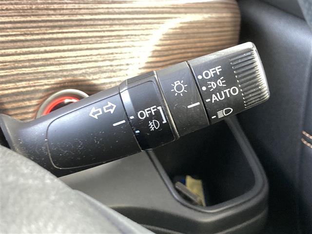 フリードハイブリッド ハイブリッド・クロスターホンダセンシング　☆ワンオーナー☆純正メモリナビ【フルセグ・ＤＶＤ再生可・ＣＤ・Ｂｌｕｅｔｏｏｔｈ】☆バックカメラ☆ビルトインＥＴＣ☆両側パワースライドドア☆ホンダセンシング【衝突軽減ブレーキ・前後誤発進（13枚目）