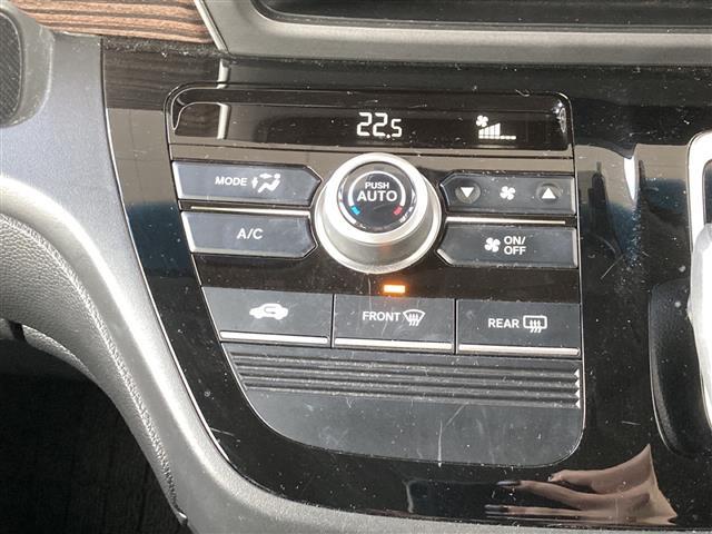 フリードハイブリッド ハイブリッド・クロスターホンダセンシング　☆ワンオーナー☆純正メモリナビ【フルセグ・ＤＶＤ再生可・ＣＤ・Ｂｌｕｅｔｏｏｔｈ】☆バックカメラ☆ビルトインＥＴＣ☆両側パワースライドドア☆ホンダセンシング【衝突軽減ブレーキ・前後誤発進（15枚目）