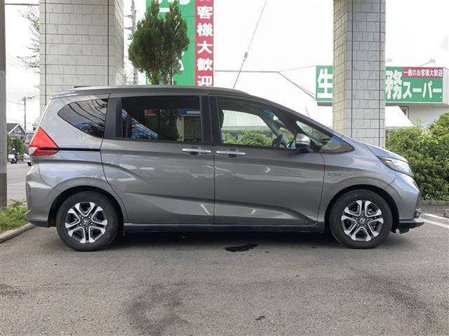 フリードハイブリッド ハイブリッド・クロスターホンダセンシング　☆ワンオーナー☆純正メモリナビ【フルセグ・ＤＶＤ再生可・ＣＤ・Ｂｌｕｅｔｏｏｔｈ】☆バックカメラ☆ビルトインＥＴＣ☆両側パワースライドドア☆ホンダセンシング【衝突軽減ブレーキ・前後誤発進（38枚目）