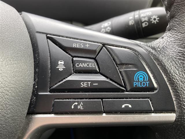 セレナ e-パワー ハイウェイスターV ワンオーナー 純正ナビゲーション Bluetooth接続 フルセグテレビ アラウンドビューモニター フリップダウンモニター シートヒーター ステアリングヒーター ETC 保証書 取扱説明書 整備手帳(11枚目)