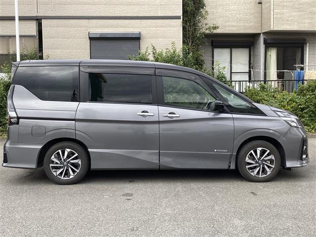 セレナ e-パワー ハイウェイスターV ワンオーナー 純正ナビゲーション Bluetooth接続 フルセグテレビ アラウンドビューモニター フリップダウンモニター シートヒーター ステアリングヒーター ETC 保証書 取扱説明書 整備手帳(41枚目)