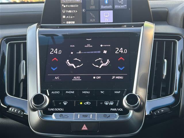 クラウンハイブリッド Ｓ　Ｃパッケージ　メーカー８型ナビ　全周囲カメラ　ドラレコ　ＨＵＤ　ビルトインＥＴＣ　追従クルコン　衝突軽減　レーンキープアシスト　電動Ｐ　オートブレーキホールド　ＲＳＡ　ＲＣＴＡ　ＢＳＭ　ＬＥＤ　レザーシート　保証書（14枚目）