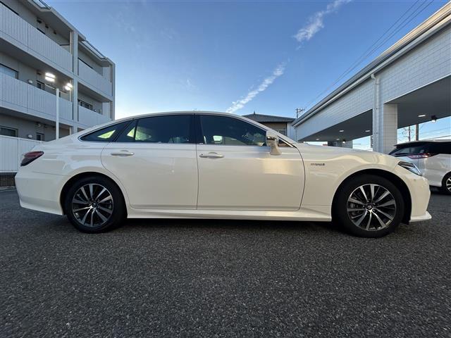 クラウンハイブリッド Ｓ　Ｃパッケージ　メーカー８型ナビ　全周囲カメラ　ドラレコ　ＨＵＤ　ビルトインＥＴＣ　追従クルコン　衝突軽減　レーンキープアシスト　電動Ｐ　オートブレーキホールド　ＲＳＡ　ＲＣＴＡ　ＢＳＭ　ＬＥＤ　レザーシート　保証書（36枚目）