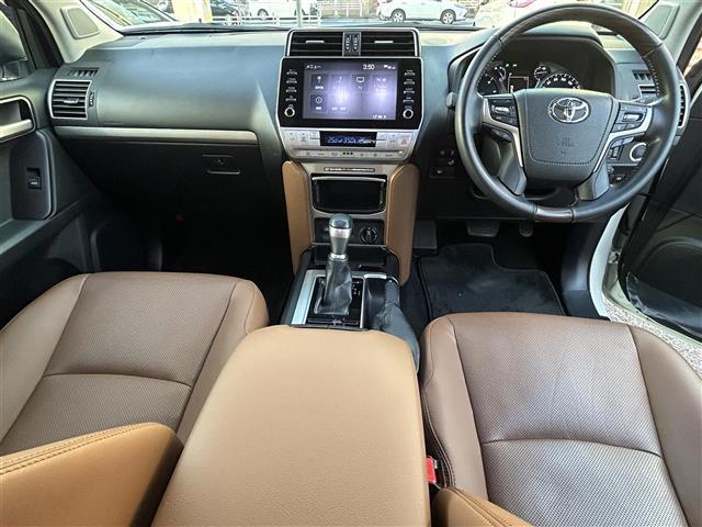 ランドクルーザープラド TX Lパッケージ 70thアニバーサリーリミテッド ワンオーナー メーカーナビ FM/AM/BT/USB/Miracast/フルセグ 全方位カメラ サンルーフ トヨタセーフティーセンス ETC2.0 レザーシート エアーシート ドライブレコーダー(42枚目)