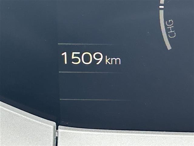 プリウス G ワンオーナー 純正メーカーナビ バックカメラ クルーズコントロール プッシュスタート Miracast レーンディパーチャーアラート ブラインドスポットモニター プリクラッシュセーフティー(14枚目)