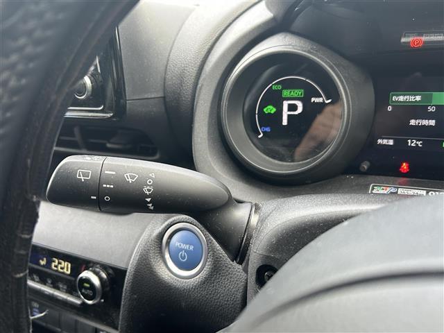 ヤリスクロス ハイブリッドＧ　ワンオーナー　純正ディスプレイオーディオ　ＦＭ／ＡＭ／ＢＴ／ＵＳＢ／Ｍｉｒａｃａｓｔ　トヨタセーフティーセンス　パワーバックドア　デジタルインナーミラー　ＬＥＤヘッドライト　純正ＡＷ１６インチ（14枚目）