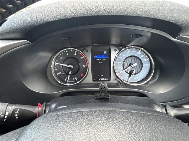 ハイラックス Z ワンオーナー 4WD 社外ディスプレイオーディオ AM FM BT LDA PCS RSA クリアランスソナー DAC バックカメラ 純正アルミ ETC オート格納ミラー スマートキー スペアキー(14枚目)