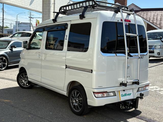 ハイゼットカーゴ クルーズ　ＳＡ　ＩＩＩ　禁煙　キャンピング　ちょいＣａｍ梓　ベッド　ルーフキャリア　リアラダー　ヒッチメンバー　両側スライドドア　社外ナビＴＶ　バックカメラ　ＥＴＣ　コーナーセンサー　社外ＡＷ　ＬＥＤオートハイ（42枚目）