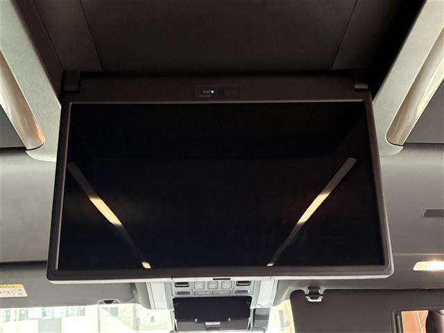 ヴェルファイア Ｚ　プレミア　ワンオーナー　ガラスルーフ　後席フリップダウンモニタ　１４インチナビ　フルセグＴＶ　スマホ連携　全方位カメラ　メモリシート　エアシート　ステアヒータ　ドラレコ前後　両側電動スライドドア　電動リアゲート（19枚目）