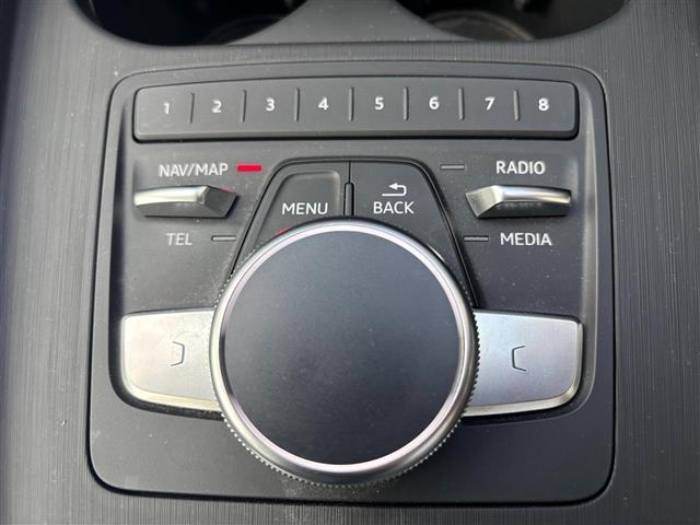 Ａ４アバント ２．０ＴＦＳＩ　純正ナビ　フルセグＴＶ　ＤＶＤ再生　Ｂｌｕｅｔｏｏｔｈ　ＵＳＢ接続　全方位カメラ　ビルトインＥＴＣ　ドライブレコーダー　パワーバックドア　レーダークルーズ　ＬＫＡ　シートヒーター　ルーフレール　ＬＥＤ（10枚目）