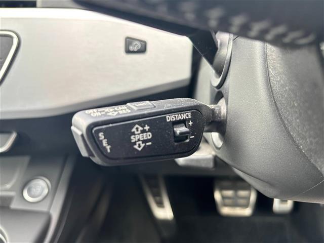 Ａ４アバント ２．０ＴＦＳＩ　純正ナビ　フルセグＴＶ　ＤＶＤ再生　Ｂｌｕｅｔｏｏｔｈ　ＵＳＢ接続　全方位カメラ　ビルトインＥＴＣ　ドライブレコーダー　パワーバックドア　レーダークルーズ　ＬＫＡ　シートヒーター　ルーフレール　ＬＥＤ（16枚目）