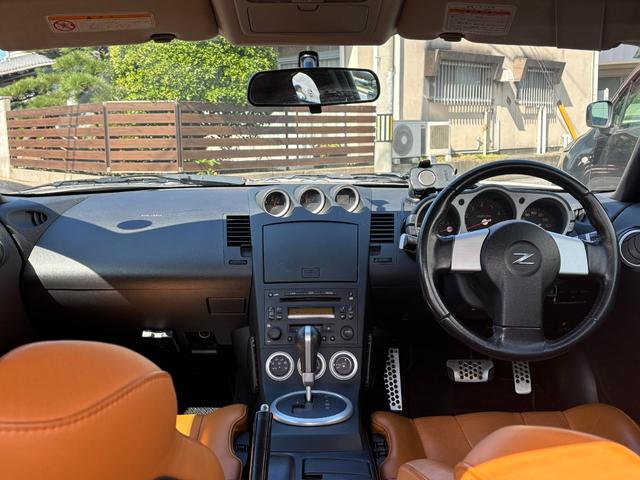 フェアレディZ バージョンT BOSEサウンド 7スピーカー 6CDチェンジャー ETC 本革シート シートヒーター パワーシート HIDライト オートエアコン 純正17インチアルミホイール キーレスエントリー スペアキー(2枚目)