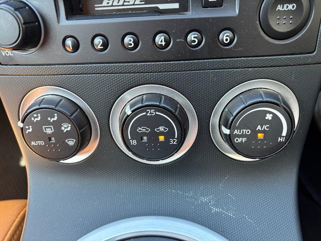 フェアレディZ バージョンT BOSEサウンド 7スピーカー 6CDチェンジャー ETC 本革シート シートヒーター パワーシート HIDライト オートエアコン 純正17インチアルミホイール キーレスエントリー スペアキー(5枚目)