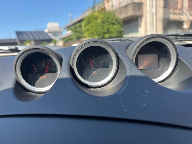 フェアレディZ バージョンT BOSEサウンド 7スピーカー 6CDチェンジャー ETC 本革シート シートヒーター パワーシート HIDライト オートエアコン 純正17インチアルミホイール キーレスエントリー スペアキー(13枚目)