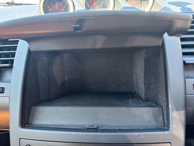 フェアレディZ バージョンT BOSEサウンド 7スピーカー 6CDチェンジャー ETC 本革シート シートヒーター パワーシート HIDライト オートエアコン 純正17インチアルミホイール キーレスエントリー スペアキー(22枚目)