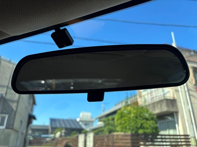 フェアレディZ バージョンT BOSEサウンド 7スピーカー 6CDチェンジャー ETC 本革シート シートヒーター パワーシート HIDライト オートエアコン 純正17インチアルミホイール キーレスエントリー スペアキー(28枚目)