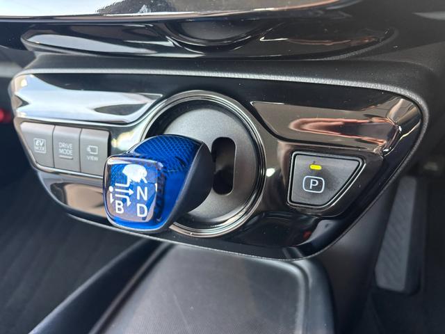 プリウス SセーフティプラスII 禁煙 ワンオーナー 純正ナビ 地デジTV Bluetooth バックカメラ ドライブレコーダー ETC 前後コーナーセンサー LEDオートハイビーム レーダークルーズ LKA BSM 1500W電源(10枚目)