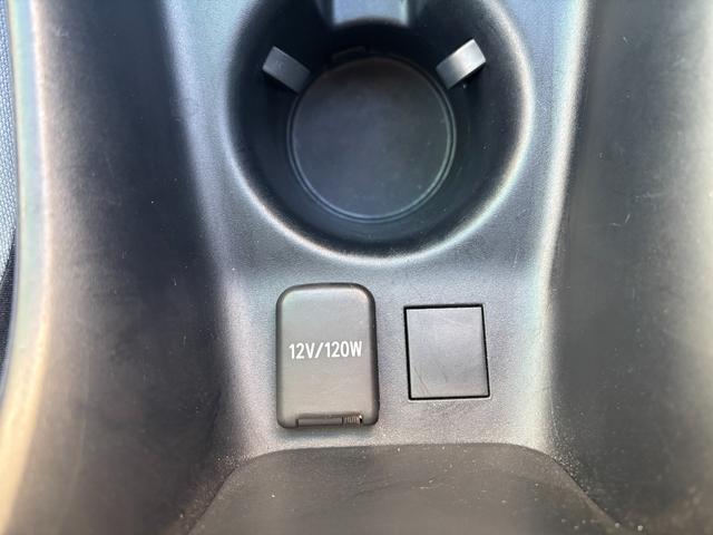 プリウス SセーフティプラスII 禁煙 ワンオーナー 純正ナビ 地デジTV Bluetooth バックカメラ ドライブレコーダー ETC 前後コーナーセンサー LEDオートハイビーム レーダークルーズ LKA BSM 1500W電源(12枚目)