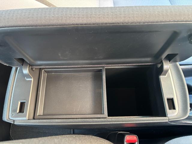 プリウス SセーフティプラスII 禁煙 ワンオーナー 純正ナビ 地デジTV Bluetooth バックカメラ ドライブレコーダー ETC 前後コーナーセンサー LEDオートハイビーム レーダークルーズ LKA BSM 1500W電源(14枚目)