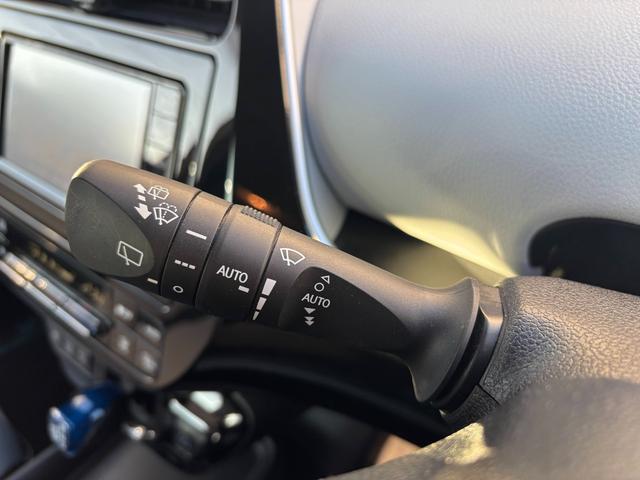 プリウス SセーフティプラスII 禁煙 ワンオーナー 純正ナビ 地デジTV Bluetooth バックカメラ ドライブレコーダー ETC 前後コーナーセンサー LEDオートハイビーム レーダークルーズ LKA BSM 1500W電源(18枚目)