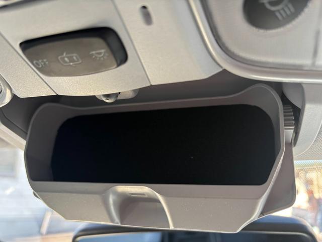 プリウス SセーフティプラスII 禁煙 ワンオーナー 純正ナビ 地デジTV Bluetooth バックカメラ ドライブレコーダー ETC 前後コーナーセンサー LEDオートハイビーム レーダークルーズ LKA BSM 1500W電源(30枚目)