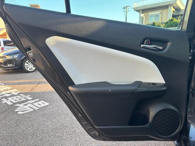 プリウス SセーフティプラスII 禁煙 ワンオーナー 純正ナビ 地デジTV Bluetooth バックカメラ ドライブレコーダー ETC 前後コーナーセンサー LEDオートハイビーム レーダークルーズ LKA BSM 1500W電源(49枚目)