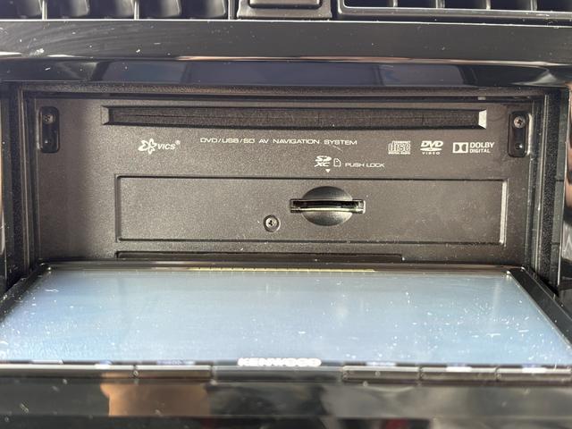 ジムニー クロスアドベンチャー　禁煙　パートタイム４ＷＤ　背面タイヤ　ＥＴＣ　ナビ　地デジＴＶ　ＤＶＤ　ＵＳＢ　シートヒーター　ハーフレザーシート　純正フロアマット　純正アルミホイール　ドアバイザー　フォグランプ　保証書　取扱説明書（7枚目）