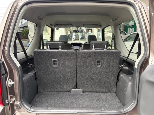 ジムニー クロスアドベンチャー　禁煙　パートタイム４ＷＤ　背面タイヤ　ＥＴＣ　ナビ　地デジＴＶ　ＤＶＤ　ＵＳＢ　シートヒーター　ハーフレザーシート　純正フロアマット　純正アルミホイール　ドアバイザー　フォグランプ　保証書　取扱説明書（35枚目）