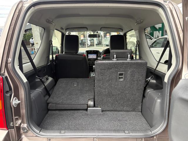 ジムニー クロスアドベンチャー　禁煙　パートタイム４ＷＤ　背面タイヤ　ＥＴＣ　ナビ　地デジＴＶ　ＤＶＤ　ＵＳＢ　シートヒーター　ハーフレザーシート　純正フロアマット　純正アルミホイール　ドアバイザー　フォグランプ　保証書　取扱説明書（36枚目）