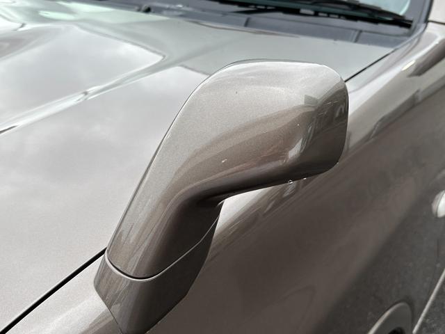 ジムニー クロスアドベンチャー　禁煙　パートタイム４ＷＤ　背面タイヤ　ＥＴＣ　ナビ　地デジＴＶ　ＤＶＤ　ＵＳＢ　シートヒーター　ハーフレザーシート　純正フロアマット　純正アルミホイール　ドアバイザー　フォグランプ　保証書　取扱説明書（53枚目）