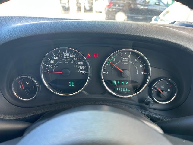 ジープ・ラングラーアンリミテッド スポーツ 4WD 社外ナビ フルセグTV DVD再生 Bluetooth接続 サイド バックカメラ デジタルミラー ドラレコ ETC クルコン ダウンヒルアシスト 横滑り防止 背面タイヤ 前後フォグランプ(8枚目)