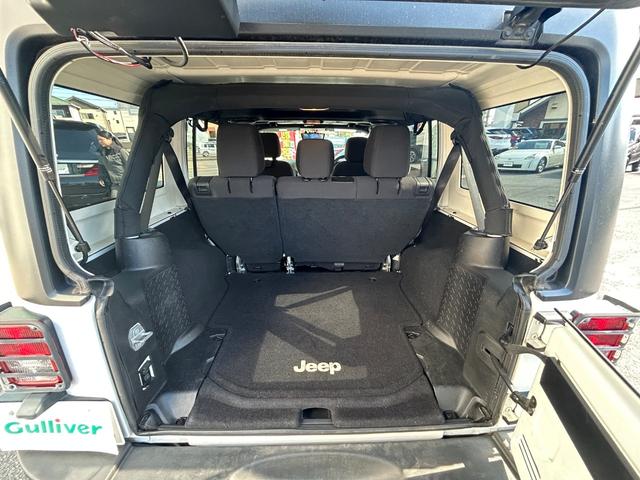 ジープ・ラングラーアンリミテッド スポーツ 4WD 社外ナビ フルセグTV DVD再生 Bluetooth接続 サイド バックカメラ デジタルミラー ドラレコ ETC クルコン ダウンヒルアシスト 横滑り防止 背面タイヤ 前後フォグランプ(38枚目)