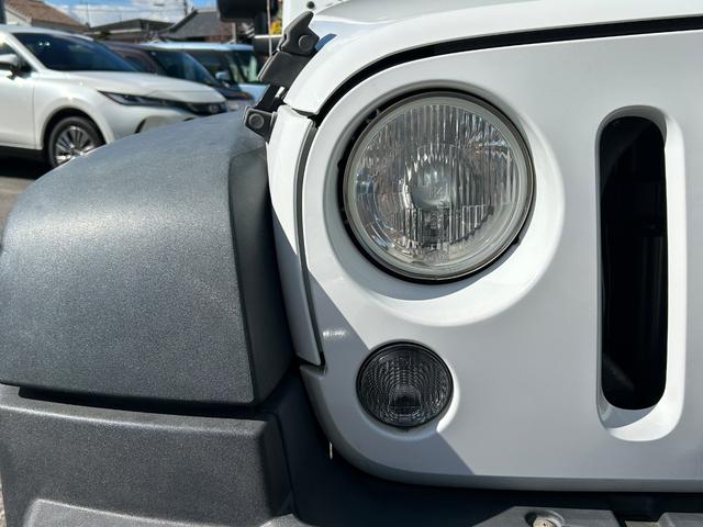 ジープ・ラングラーアンリミテッド スポーツ 4WD 社外ナビ フルセグTV DVD再生 Bluetooth接続 サイド バックカメラ デジタルミラー ドラレコ ETC クルコン ダウンヒルアシスト 横滑り防止 背面タイヤ 前後フォグランプ(53枚目)