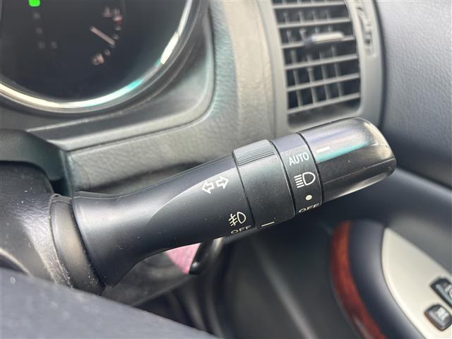 ハリアー 240G Lパッケージ 禁煙 ワンオーナー バックカメラ 純正HDDナビ ビルトインETC パワーシート 純正フロアマット 純正アルミホイール オートライト AFS ABS 保証書 取扱説明書 スペアキー(13枚目)