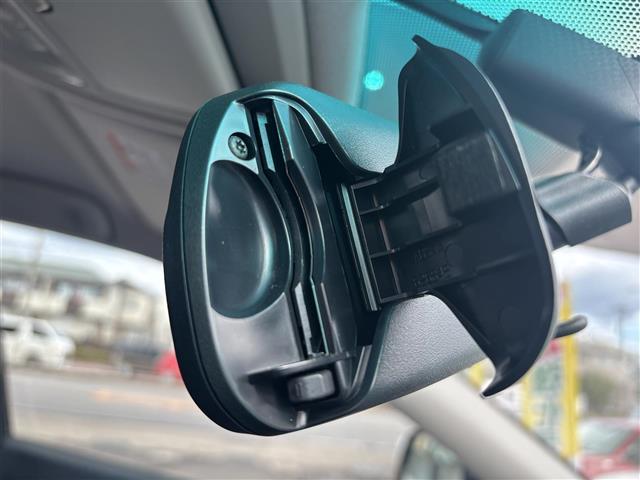 ハリアー 240G Lパッケージ 禁煙 ワンオーナー バックカメラ 純正HDDナビ ビルトインETC パワーシート 純正フロアマット 純正アルミホイール オートライト AFS ABS 保証書 取扱説明書 スペアキー(18枚目)