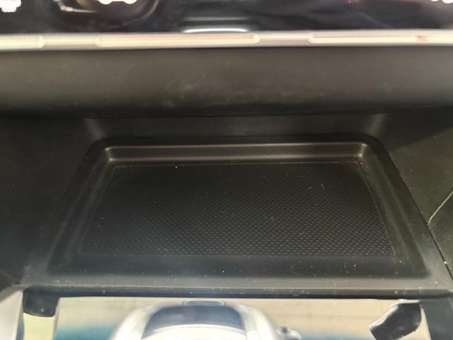 シャトル ハイブリッドX ホンダセンシング ワンオーナー 禁煙 ホンダセンシング ナビ フルセグTV DVD再生 HDMI BT バックカメラ ETC ドラレコ シートヒーター パドルシフト トノカバー LED 保証書 取扱説明書 スペアキー(8枚目)