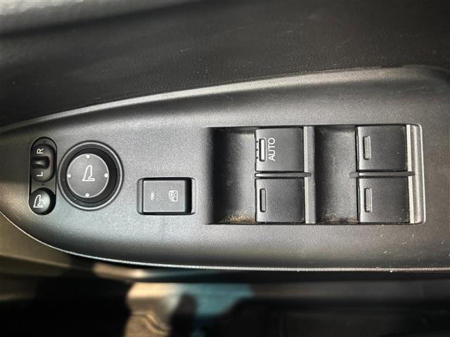 シャトル ハイブリッドX ホンダセンシング ワンオーナー 禁煙 ホンダセンシング ナビ フルセグTV DVD再生 HDMI BT バックカメラ ETC ドラレコ シートヒーター パドルシフト トノカバー LED 保証書 取扱説明書 スペアキー(22枚目)