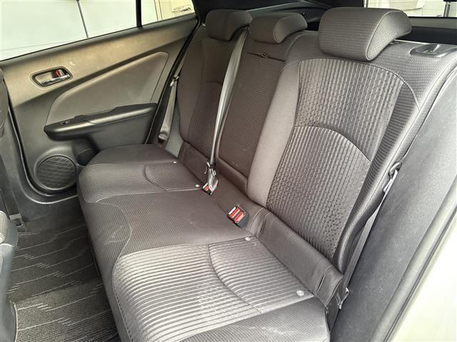 プリウス Ｓセーフティプラス　☆純正ナビ・Ｂｌｕｅｔｏｏｔｈａｕｄｉｏ・ＴＶ・ＤＶＤ☆バックカメラ☆ビルトインＥＴＣ２．０☆レーダークルーズコントロール☆ドライブレコーダー☆サンルーフ☆ローダウン☆モデリスタエアロ（24枚目）