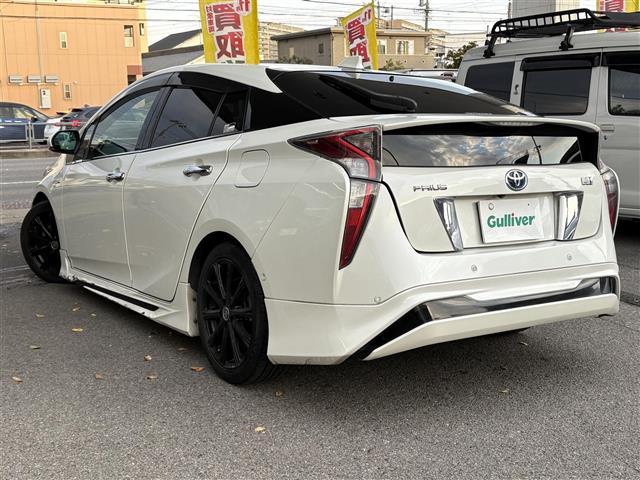 プリウス Ｓセーフティプラス　☆純正ナビ・Ｂｌｕｅｔｏｏｔｈａｕｄｉｏ・ＴＶ・ＤＶＤ☆バックカメラ☆ビルトインＥＴＣ２．０☆レーダークルーズコントロール☆ドライブレコーダー☆サンルーフ☆ローダウン☆モデリスタエアロ（43枚目）