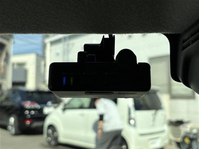 ハスラー ＪスタイルＩＩ　禁煙　９インチナビ　全方位カメラ　フルセグＴＶ　ＤＶＤ再生　ＢＴ　ＵＳＢ　ビルトインＥＴＣ　前後ドラレコ　レーダークルーズ　ＬＫＡ　衝突軽減　横滑り防止　ＬＥＤオートハイビーム　シートヒーター（21枚目）