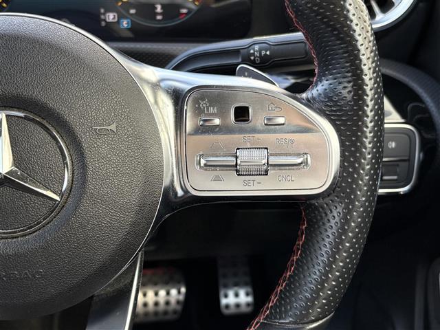 店頭在庫以外にも全国約４万台※の在庫から、ぴったりな１台をご提案します！※２０２３年１０月現在の在庫台数です。売約済の可能性があります。