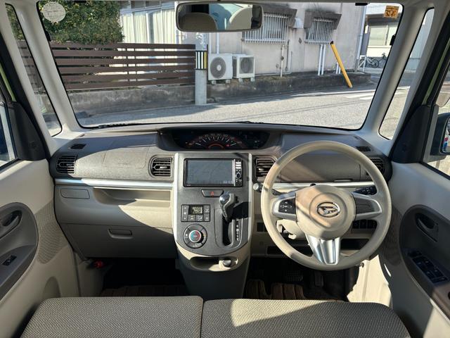 タント Ｘ　ＳＡ　純正ナビ　フルセグＴＶ　ＤＶＤ再生　Ｂｌｕｅｔｏｏｔｈ接続　バックカメラ　片側パワースライドドア　左センターピラーレス　オートライト　スマートキー　プッシュスタート　衝突軽減ブレーキ（2枚目）