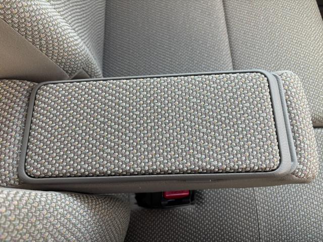 タント Ｘ　ＳＡ　純正ナビ　フルセグＴＶ　ＤＶＤ再生　Ｂｌｕｅｔｏｏｔｈ接続　バックカメラ　片側パワースライドドア　左センターピラーレス　オートライト　スマートキー　プッシュスタート　衝突軽減ブレーキ（11枚目）