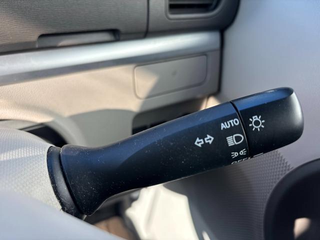 タント Ｘ　ＳＡ　純正ナビ　フルセグＴＶ　ＤＶＤ再生　Ｂｌｕｅｔｏｏｔｈ接続　バックカメラ　片側パワースライドドア　左センターピラーレス　オートライト　スマートキー　プッシュスタート　衝突軽減ブレーキ（16枚目）